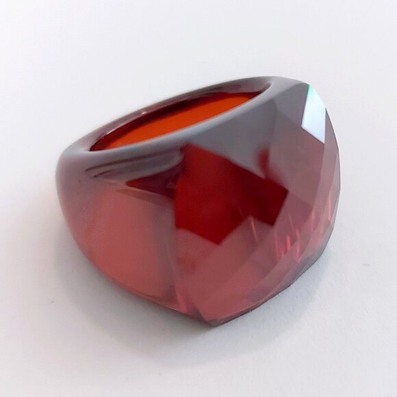 Solid crystal CZ ruby red glam statement ring NWOT - Picture 3 of 8